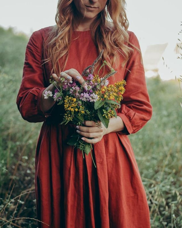 Uma Red Linen Pleated Midi Dress — view 6